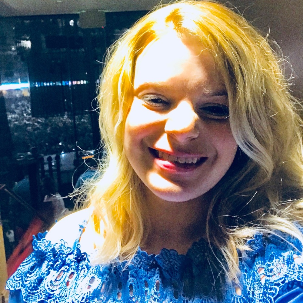 Meet your Posher, Jenna
